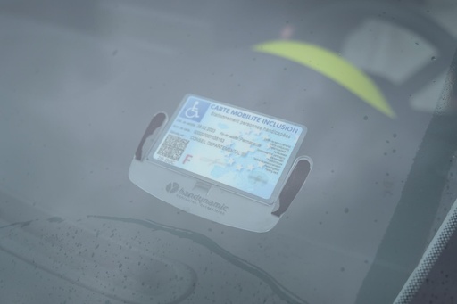[STS9805] Support pour carte de stationnement handicap